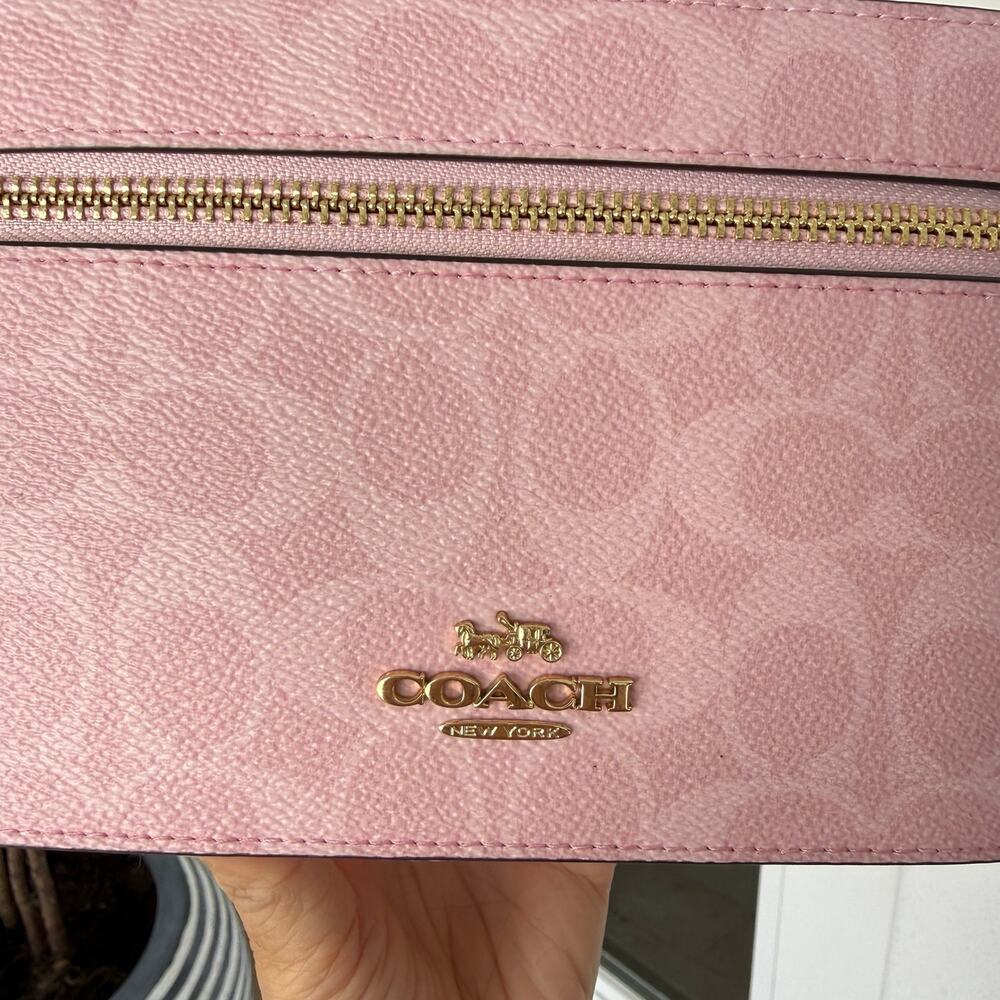 NWT Coach Cosmetic Case In Signature Canvas Gold/Powder Pink CEA56 - Picture 2 of 12